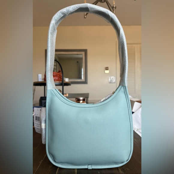 Coach Curve Zip in Light Blue NWT - Picture 2 of 10